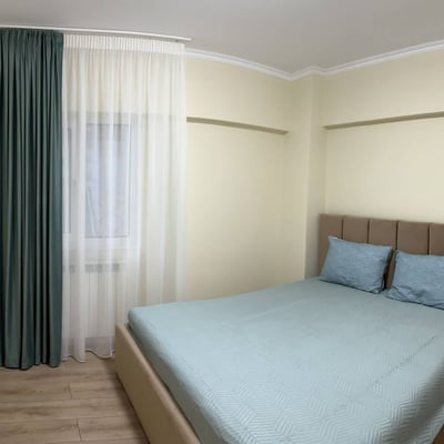 Rental of a comfortable 3-room apartment, 65 m², Tomis 2, Constanta, Romania